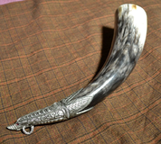 VIKING DRINKING HORN, NINIAN'S ISLE, SHETLANDS, 0.3 L - HORNS WITH TIN