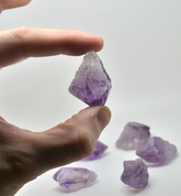 AMETHYST CHUNK, RAW STONE - DEKORATIVE MINERALIEN UND STEINE