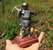 CROSSBOWMAN, HISTORICAL TIN STATUE - PEWTER FIGURES