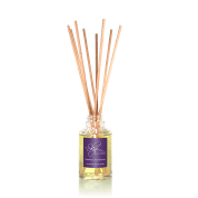 HEATHER AND WILD BERRIES REED DIFFUSER, SCOTLAND - REED DIFFUSERS