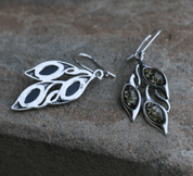 KUPALA, BOUCLES D'OREILLES EN AMBRE, VERT, ARGENT - AMBRE ET ARGENT