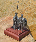 PAIR OF BURGUNDY, HISTORICAL TIN STATUE - PEWTER FIGURES