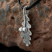 OAK LEAF, STERLING SILVER CHARM - PENDANTS