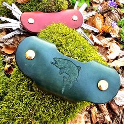 FISHING LEATHER KEY RING with screws, green, fish