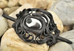 HAIR BROOCH WITH OBSIDIAN