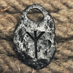 Algiz - Rune Pendant