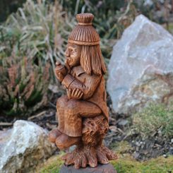 WASSERMANN, holzgeschnitzte Figur aus den Karpaten