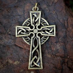 CELTIC CROSS AMULET, zinc alloy ant.brass