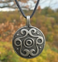 VOLUTE AMULET