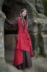 WOMEN MEDIEVAL DRESS, COSTUME RENTAL