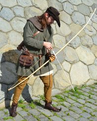 MEDIEVAL ARCHER, costume rental