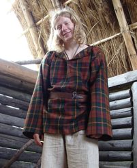 WOOLEN HAND-SEWN CELTIC TUNIC