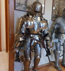 MEDIEVAL SUIT OF ARMOR, steel, costume rental