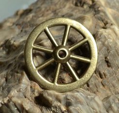 Pendentif celtique Taranis Wheel, Stradonice Oppdium, Tin