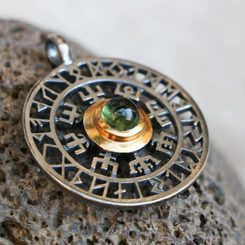 VEGVISIR, runes, pendant, silver, Moldavite 12g