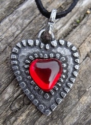 HEART PENDANT, red glass