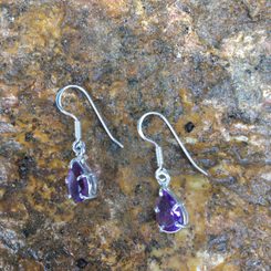 AMETHYST EARRINGS, pear, faceted gem