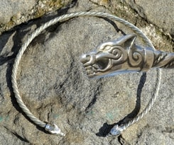 SILVER TORC, WOLVES FROM ICELAND, Ag 925, 85 g.