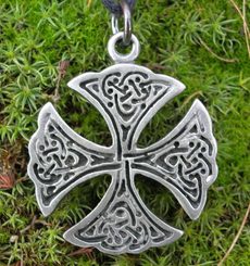 Keltischer Knoten-Kreuz - Anhänger