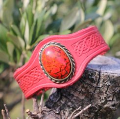 GRACIA leather bracelet with glass