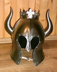 HELMET FOR KING