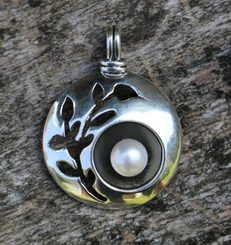 LARISSA, pendant, silver