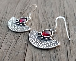 AZTEC, silver earrings AG 925, garnet