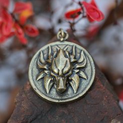 WHITE WOLF, pendant, zinc antique brass