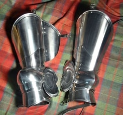 Custom Leg Armor - poleyns and cuisses, polished, 1.5 mm