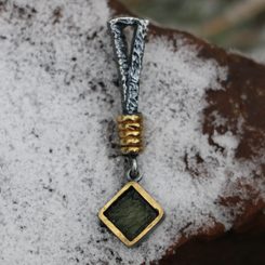 GABRETA, silver pendant with MOLDAVITE