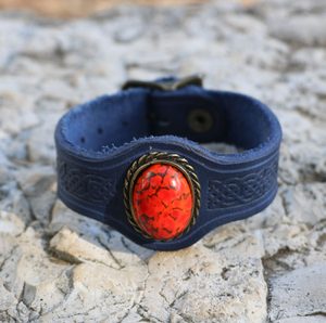 GRACIA LEDERARMBAND MIT GLAS - LEDERARMBÄNDER{% if kategorie.adresa_nazvy[0] != zbozi.kategorie.nazev %} - LEDERPRODUKTE{% endif %}