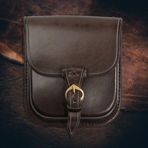 GENTLEMAN, LEATHER BELT BAG - BROWN - BAGS, SPORRANS{% if kategorie.adresa_nazvy[0] != zbozi.kategorie.nazev %} - LEATHER PRODUCTS{% endif %}