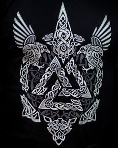 VALKNUT - VIKING MEN'S T-SHIRT B&W - PAGAN T-SHIRTS NAAV FASHION{% if kategorie.adresa_nazvy[0] != zbozi.kategorie.nazev %} - T-SHIRTS, BOOTS{% endif %}