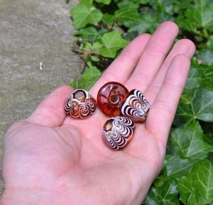 MEROVINGIAN GLASS BEAD, REPLICA - HISTORICAL GLASS BEADS, REPLICA{% if kategorie.adresa_nazvy[0] != zbozi.kategorie.nazev %} - BUSHCRAFT, LIVING HISTORY, CRAFTS{% endif %}