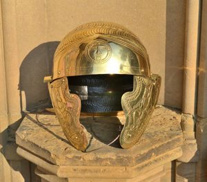 WEILER TYPE HELMET FROM XANTEN, COLLECTIBLE REPLICA - ROMÄNISCHE UND KELTISCHE HELME{% if kategorie.adresa_nazvy[0] != zbozi.kategorie.nazev %} - RÜSTUNGEN{% endif %}