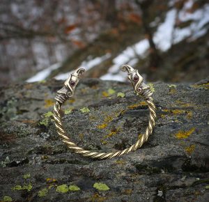 HUGINN AND MUNINN, VIKING BRACELET, BRASS - VIKING, SLAVIC, CELTIC BRACELETS - BRONZE AND BRASS{% if kategorie.adresa_nazvy[0] != zbozi.kategorie.nazev %} - JEWELLERY - BRONZE, ZINC{% endif %}