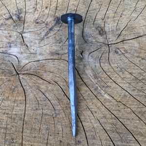 HAND FORGED NAIL - GEHÄMMERTE PRODUKTE{% if kategorie.adresa_nazvy[0] != zbozi.kategorie.nazev %} - SCHMIEDEARBEITEN, MINTAGE{% endif %}