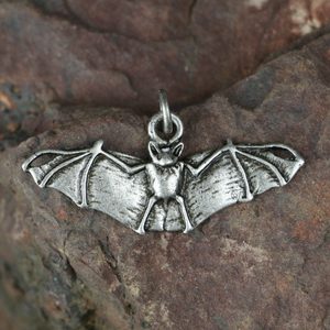 BAT PENDANT, ZINC, ANTIQUE SILVER - ANIMAL PENDANTS{% if kategorie.adresa_nazvy[0] != zbozi.kategorie.nazev %} - JEWELLERY - BRONZE, ZINC{% endif %}