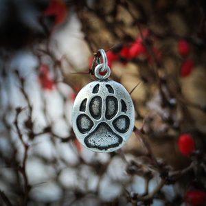 WOLF TRACK, PENDANT, TIN - ANIMAL PENDANTS{% if kategorie.adresa_nazvy[0] != zbozi.kategorie.nazev %} - JEWELLERY - BRONZE, ZINC{% endif %}