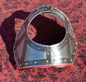 BAROQUE GORGET, THIRTY YEARS WAR - ARMOR PARTS{% if kategorie.adresa_nazvy[0] != zbozi.kategorie.nazev %} - ARMOUR HELMETS, SHIELDS{% endif %}