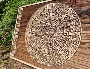 AZTEC WALL DECORATION 45CM OAK - WOODEN STATUES, PLAQUES, BOXES{% if kategorie.adresa_nazvy[0] != zbozi.kategorie.nazev %} - WOOD{% endif %}