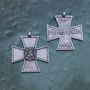 CROSS IN DIFFICULT TIMES, CZECHOSLOVAKIA, 1918-1919, REPRODUCTION - ALL PENDANTS, OUR PRODUCTION{% if kategorie.adresa_nazvy[0] != zbozi.kategorie.nazev %} - JEWELLERY - BRONZE, ZINC{% endif %}