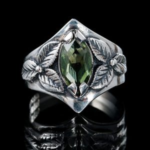 SHAMROCK, RING, MOLDAVITE, SILVER - MOLDAVITES, CZECH{% if kategorie.adresa_nazvy[0] != zbozi.kategorie.nazev %} - SILVER JEWELLERY{% endif %}