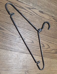 CLOTHES HANGER, FORGED - FORGED IRON HOME ACCESSORIES{% if kategorie.adresa_nazvy[0] != zbozi.kategorie.nazev %} - SMITHY WORKS, COINS{% endif %}
