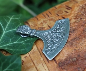 HERSIR, NORSE AXE, PENDANT, TIN - VIKING PENDANTS{% if kategorie.adresa_nazvy[0] != zbozi.kategorie.nazev %} - JEWELLERY - BRONZE, ZINC{% endif %}