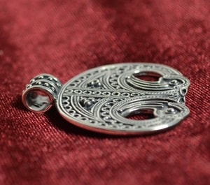 VIKING LUNULA, MOESGARD, DENMARK - PENDANTS{% if kategorie.adresa_nazvy[0] != zbozi.kategorie.nazev %} - SILVER JEWELLERY{% endif %}