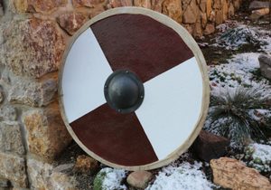 VIKING SHIELD FOR RE-ENACTMENT, RED AND WHITE - LIVING HISTORY SHIELDS{% if kategorie.adresa_nazvy[0] != zbozi.kategorie.nazev %} - ARMOUR HELMETS, SHIELDS{% endif %}