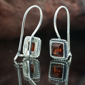 AMBRA, AMBER, SILVER EARRINGS - EARRINGS{% if kategorie.adresa_nazvy[0] != zbozi.kategorie.nazev %} - SILVER JEWELLERY{% endif %}