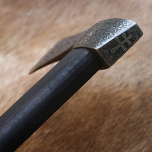 FLORA VALASKA TRADITIONAL FORGED CARPATHIAN AXE - ETCHED - AXT, SCHLAGWAFFEN{% if kategorie.adresa_nazvy[0] != zbozi.kategorie.nazev %} - WAFFEN{% endif %}