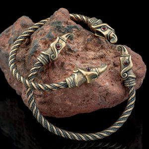 HUGINN AND MUNINN, VIKING BRACELET, BRONZE - VIKING, SLAVIC, CELTIC BRACELETS - BRONZE AND BRASS{% if kategorie.adresa_nazvy[0] != zbozi.kategorie.nazev %} - JEWELLERY - BRONZE, ZINC{% endif %}